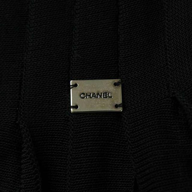 【中古】シャネル CHANEL ニットプリーツスカート ひざ丈 ロゴプレート 40 M 黒 ブラック P19165V01094 /XZ ■GY17_6