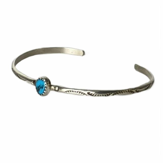 【中古】USA刻印 ターコイズシルバーバングル スタンプワーク sterling刻印 アクセサリー ブレスレッド シルバー