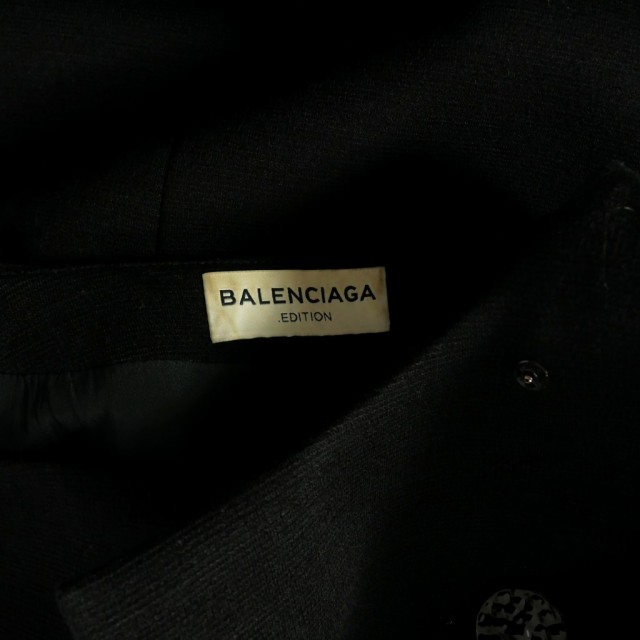 【中古】バレンシアガ BALENCIAGA ウール ノーカラー ロングコート アウター ボタン 34 ブラック 黒 レディース｜au PAY マーケット