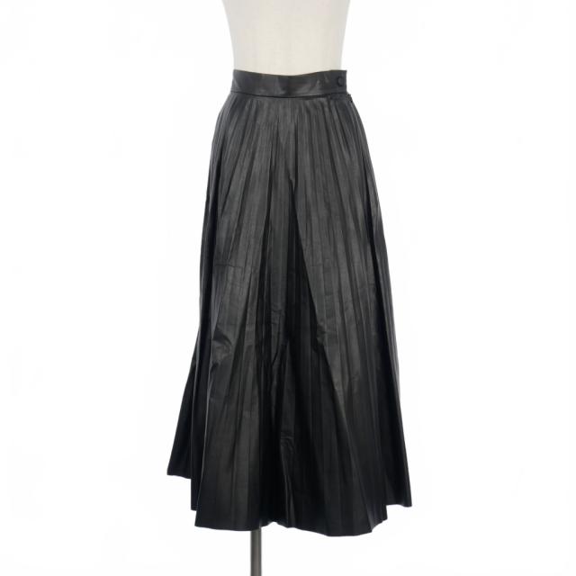 【中古】エムエムシックス メゾンマルジェラ MM6 Maison Margiela 22AW コーティング フェイクレザープリーツスカート