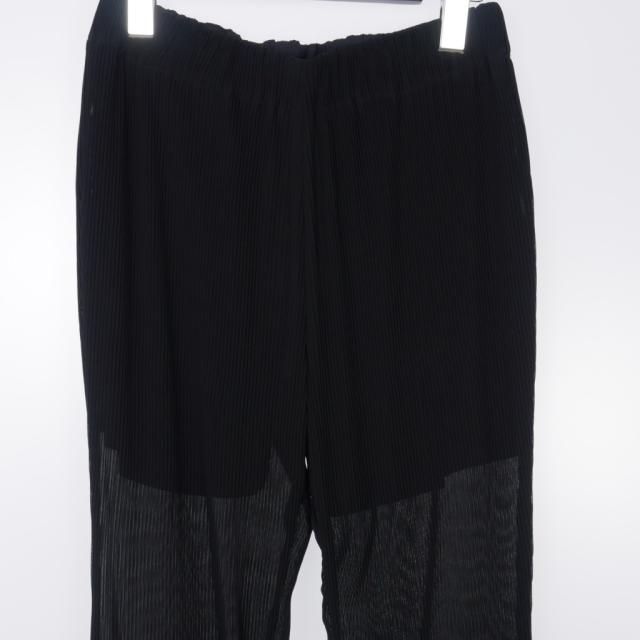 【中古】フミエタナカ FUMIE=TANAKA プリーツパンツ フレア シースルー フラワー刺繍 2 黒 ブラック レディース 中古】フミエタナカ FUMIE=TANAKA プリーツパンツ フレア シースルー