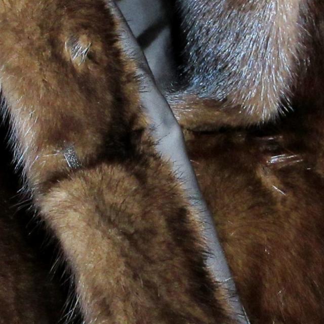 【中古】美品 ミンクファーコート 毛皮 ショールカラー 裏地刺繍 ミドル丈 13 約XL 茶 ブラウン 系 0410 レディース 中古】美品 ミンクファーコート 毛皮 ショールカラー 裏地刺繍 ミドル