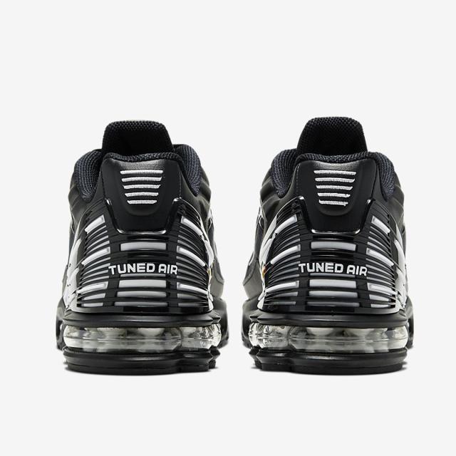 ナイキ]エア マックス プラス 3 [AIR MAX PLUS 3] ブラック/ホワイト/ブラック CD7005-003 日本国内正規品の通販はau  PAY マーケット - ARCHTRADE