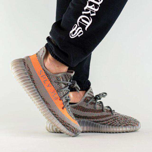 アディダス] イージー ブースト 350 V2 [YEEZY Boost 350 V2] ベルーガ/リフレクティブ/グレー GW1229  日本国内正規品の通販はau PAY マーケット - 株式会社ARCHTRADE | au PAY マーケット－通販サイト