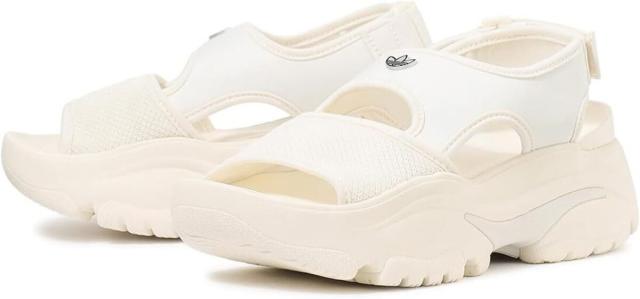 [アディダス] オズガイア サンダル W [W OZGAIA SANDAL] オフホワイト/オフホワイト/コアブラック JI2822