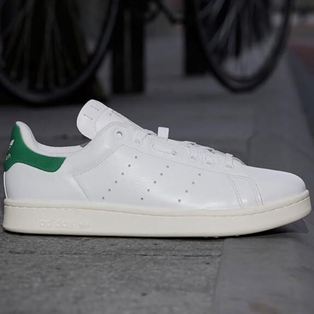 アディダス] ライトコート Litecourt コアホワイト/ブルー/オフ