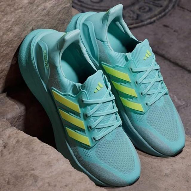 アディダス] ウルトラブースト 5 [ULTRABOOST 5] ブルー/ルシッド