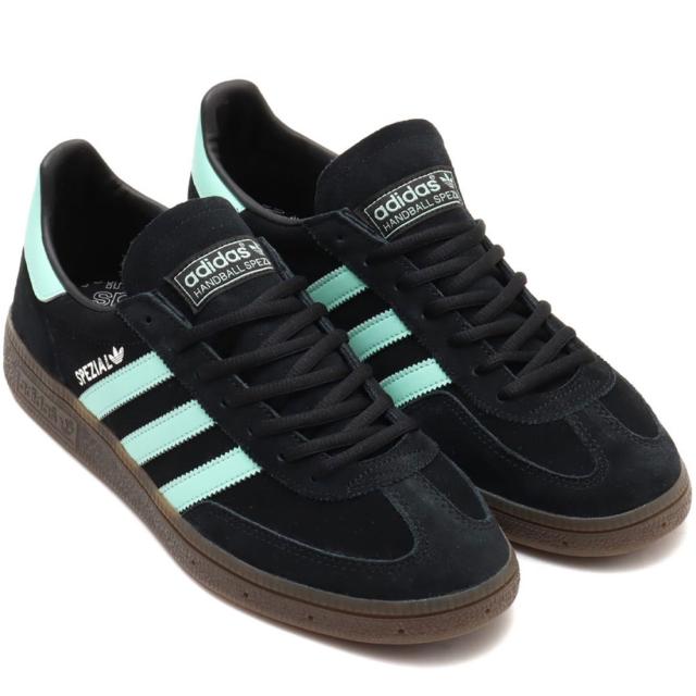 [アディダス] ハンドボール スペツィアル [HANDBALL SPEZIAL] コアブラック/ライトブルー/ガム IH7491