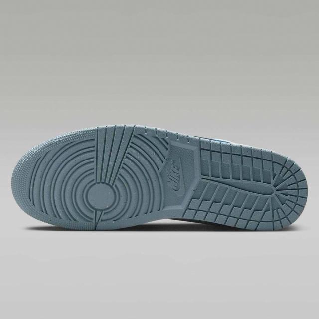 [ナイキ] エア ジョーダン 1 ロー SE [AIR JORDAN 1 LOW SE] ホワイト/ブルーグレー/セイル/インダストリアルブルー FN5214-141