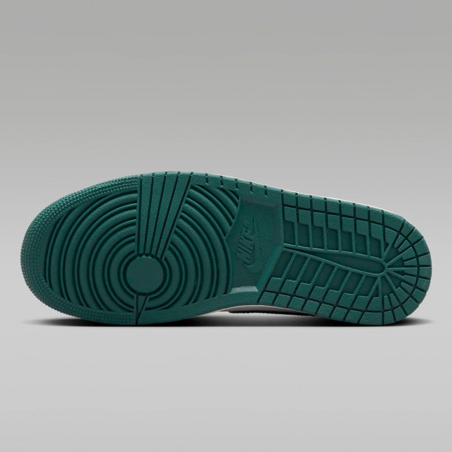 ナイキ] エア ジョーダン 1 MID [W AIR JORDAN 1 MID] ホワイト