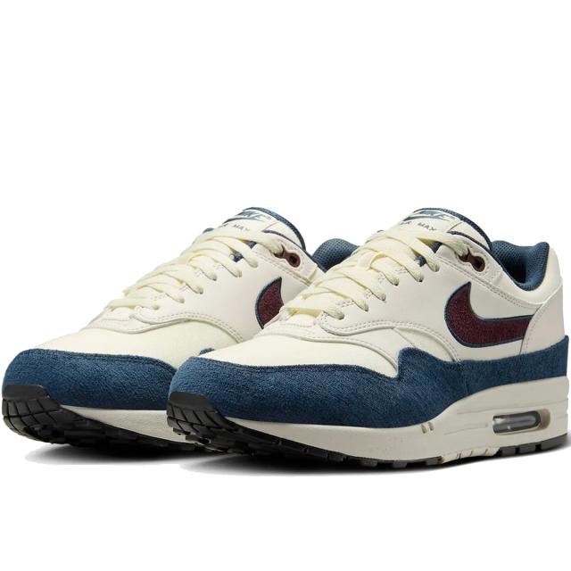 [ナイキ] エア マックス 1 [AIR MAX 1] ココナッツミルク/アーモリーネイビー/ライトオールウッドブラウン/バーガンディクラッシュ FN6952-103