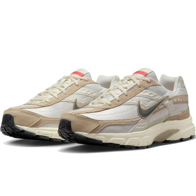 [ナイキ] イニシエーター [INITIATOR] ライトボーン/ライムストーン/オリーブオーラ/カーゴカーキ HJ7683-072