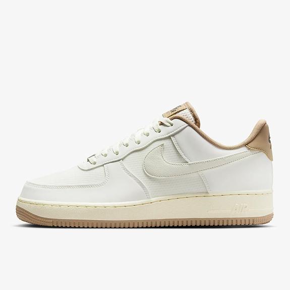 [ナイキ] エア フォース 1 '07 LV8 [AIR FORCE 1 '07 LV8] サミットホワイト/サミットホワイト/ベージュ FZ5225-100