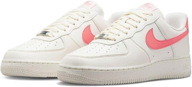 [ナイキ] エア フォース 1 '07 ネクスト ネイチャー [W AIR FORCE 1 '07 NN] セイル/ホットラバ/メタリックシルバー/セイル DV3808-110