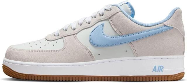 [ナイキ] エア フォース 1 '07 LV8 [AIR FORCE 1 '07 LV8] フォトンダスト/ライトブルー IB6388-002