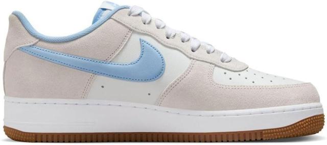 [ナイキ] エア フォース 1 '07 LV8 [AIR FORCE 1 '07 LV8] フォトンダスト/ライトブルー IB6388-002