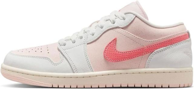 [ナイキ] エア ジョーダン 1 ロー SE [W AIR JORDAN 1 LOW SE] サミットホワイト/ピンク IB8156-133 ナイキ] エア ジョーダン 1 ロー SE [W AIR JORDAN 1 LOW SE] サミット