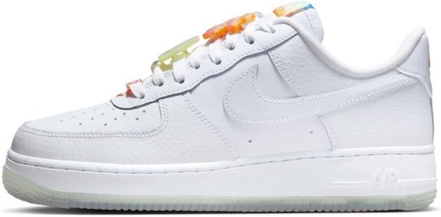 [ナイキ] エア フォース 1 '07 LX [W AIR FORCE 1 '07 LX] ホワイト IB8875-111