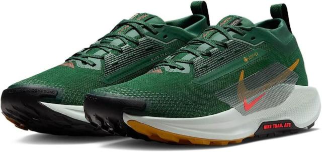 [ナイキ] ペガサス トレイル 5 ゴア-テックス [Pegasus Trail 5 GORE-TEX] ファー/クレイグリーン/デザートオークル/ブライトクリムゾン FQ0908-301