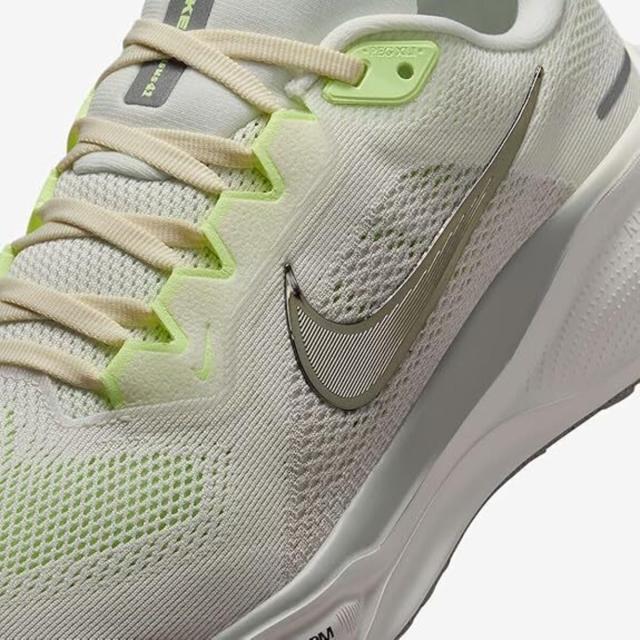 [ナイキ] ペガサス 41 [W Pegasus 41] セイル/フォトンダスト/ベアリーボルト/メタリックシルバー FQ0965-106 ナイキ] ペガサス 41 [W Pegasus 41] セイル/フォトンダスト/ベアリー