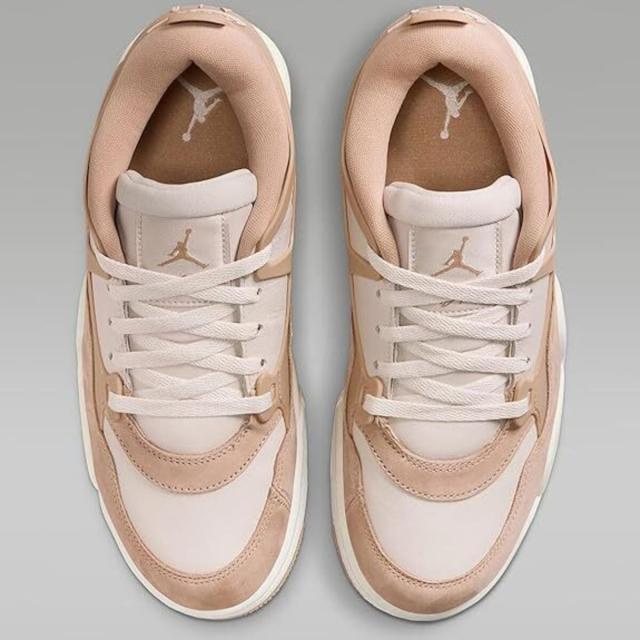 ナイキ] エア ジョーダン 4 RM [W AIR JORDAN 4 RM] ヘンプ/セイル