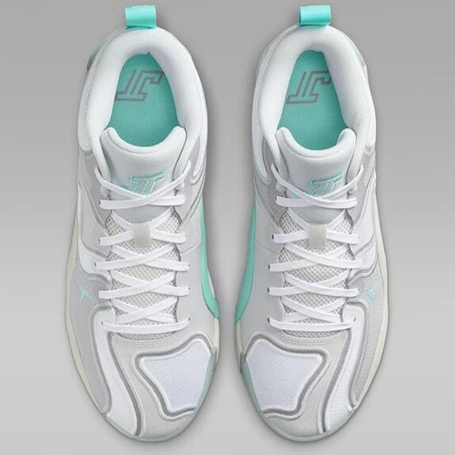 [ナイキ] テイタム 3 PF ギンガム [TATUM 3 PF "Gingham"] プラチナムティント/ライトスモークグレー/グレーフォグ/ホワイト FZ6601-005