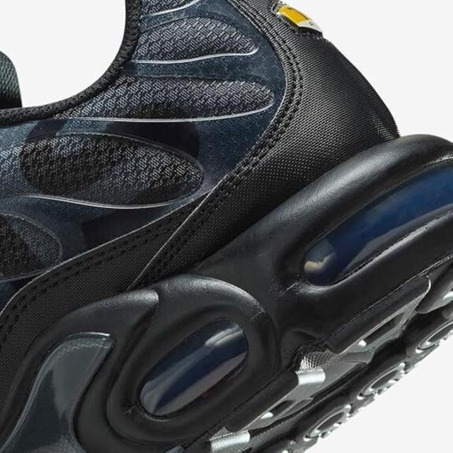 [ナイキ] パリ サンジェルマン エア マックス プラス プレミアム [PSG AIR MAX PLUS PRM] ブラック/パーティクルグレー/アンスラサイト/ブラック IB2253-001 ナイキ] パリ サンジェルマン エア マックス プラス プレミアム [PSG