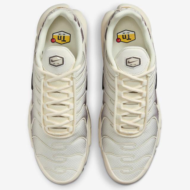 ナイキ] エア マックス プラス [AIR MAX PLUS] ライトオールウッド