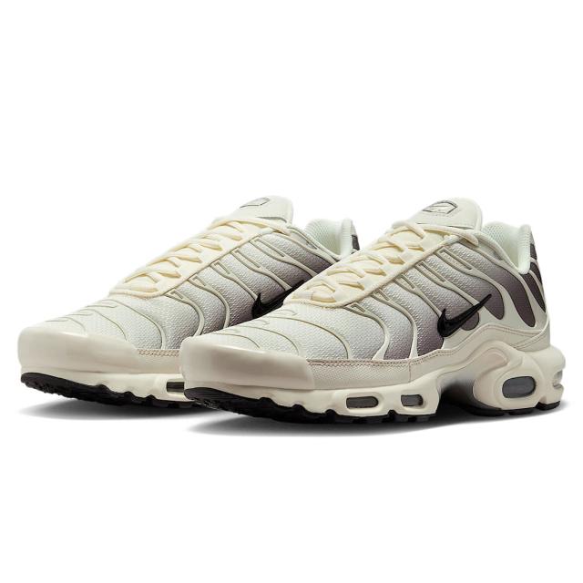 [ナイキ] エア マックス プラス [AIR MAX PLUS] ライトオールウッドブラウン/ソフトパール/ケイブストーン/ブラック DM0032-106