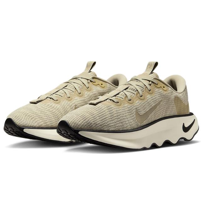 [ナイキ] モティバ [Motiva] デザートカーキ/ライトカーキ/セイル/デザートカーキ DV1237-200