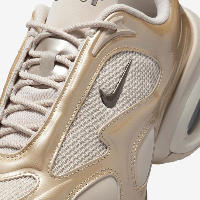 ナイキ] エア マックス ミューズ [W AIR MAX MUSE] デザートサンド