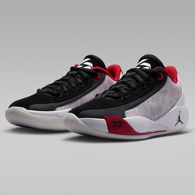 [ナイキ] ルカ .77 PF ブラッドライン [J LUKA .77 PF "Bloodline"] ホワイト/ブラック/ジムレッド/ホワイト HF0820-102