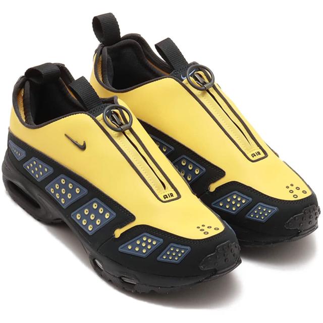 [ナイキ] エア マックス SNDR [W AIR MAX SNDR] サターンゴールド/ディフューズブルー/ブラック/オフノワール HF1199-700