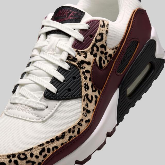 [ナイキ] エア マックス 90 [W AIR MAX 90] セイル/バーガンディクラッシュ/ベージュ IF1619-102