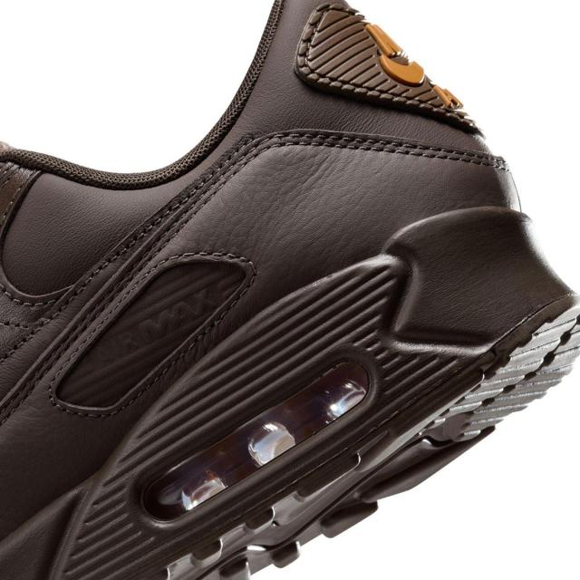 [ナイキ] エア マックス 90 エッセンシャル+ [AIR MAX 90 ESS+] バロックブラウン IH2063-200