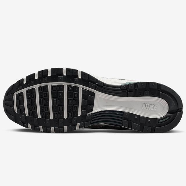 ナイキ] P-6000 [P-6000] クリーム2/アンスラサイト