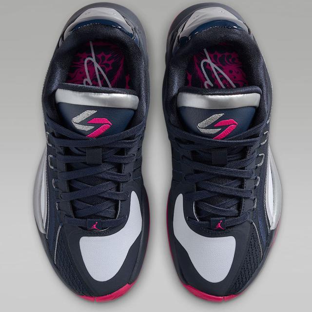 [ナイキ] ルカ 4 [J LUKA 4 "Navidor"] ダークオブシディアン/ブラック/ピンクプライム/メタリックシルバー HJ5225-400