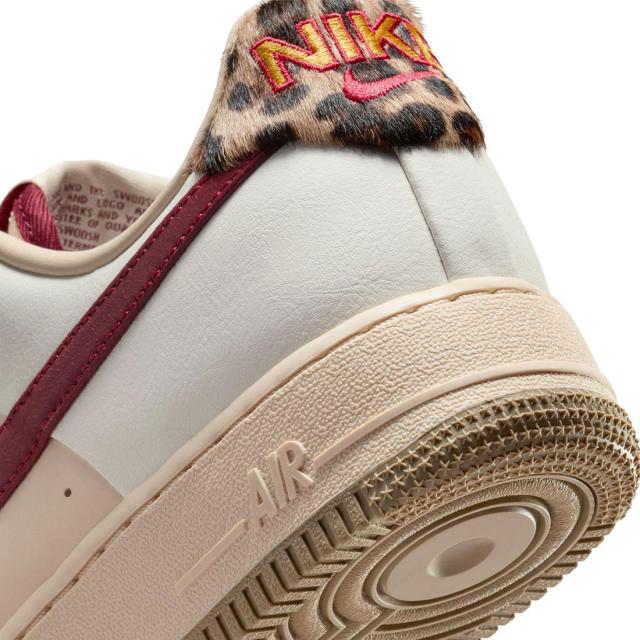 [ナイキ] エア フォース 1 '07 [W AIR FORCE 1 '07] パールホワイト/チームレッド/ピンク IM7510-262 ナイキ] エア フォース 1 '07 [W AIR FORCE 1 '07] パールホワイト