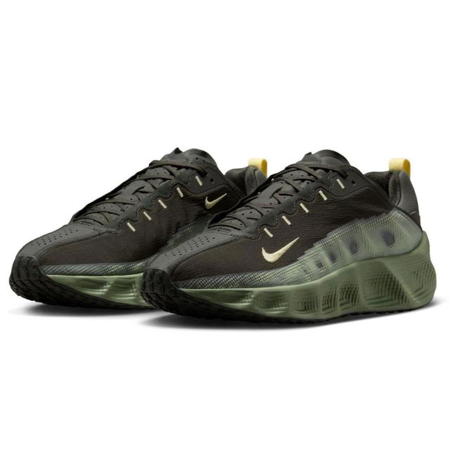 [ナイキ] エイバ ローバー [Ava Rover] セコイア/オイルグリーン/ソフトイエロー/ソフトイエロー IM9327-300