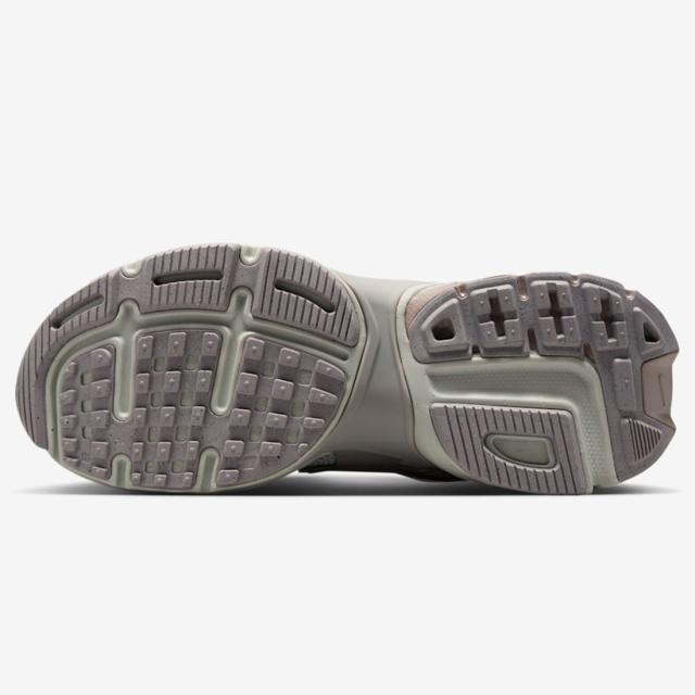 ナイキ] V2K ラン [W V2K RUN] ライトボーン/カレッジグレー/モルト