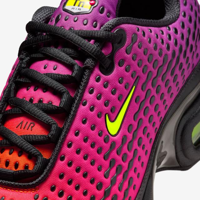 [ナイキ] エア マックス プラス 7 [AIR MAX PLUS 7] トータルオレンジ/ブラック/カクタスフラワー/ボルト HQ2197-800