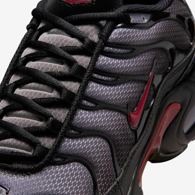 [ナイキ] エア マックス プラス [AIR MAX PLUS] ブラック/ペンシルポイント/チームクリムゾン DM0032-032_6