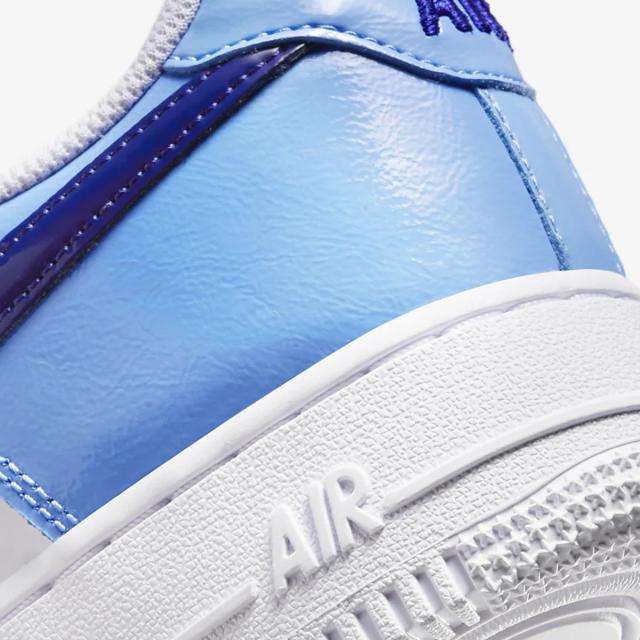 ナイキ] エア フォース 1 '07 [W AIR FORCE 1 '07] ユニバーシティ