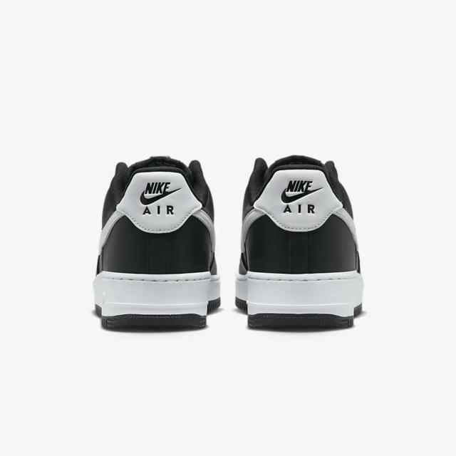 ナイキ] エア フォース 1 '07 LV8 [AIR FORCE 1 '07 LV8] ブラック