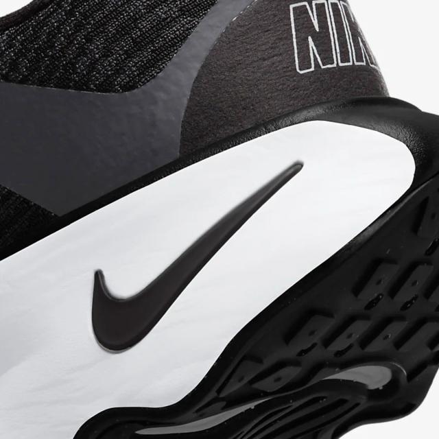 ナイキ] モティバ [Motiva] ブラック/アンスラサイト/ホワイト