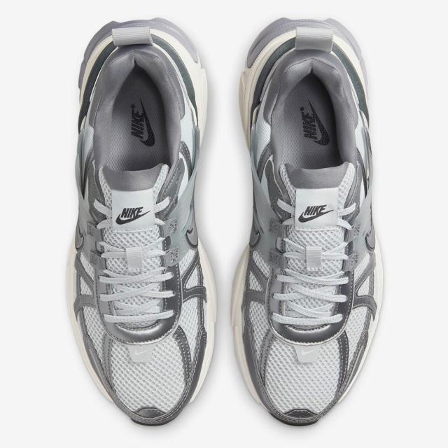 ナイキ] V2K ラン [W V2K RUN] ピュアプラチナム/ウルフグレー/クール