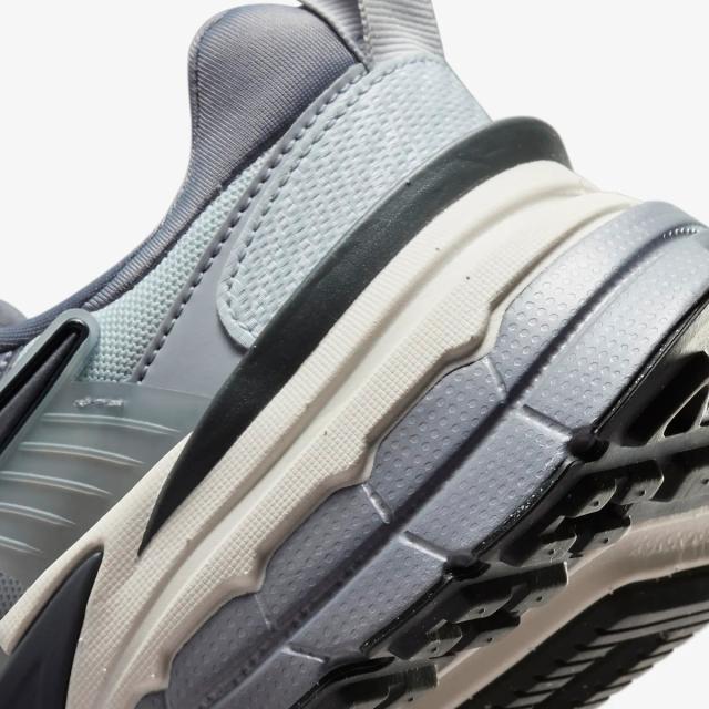 ナイキ] V2K ラン [W V2K RUN] ピュアプラチナム/ウルフグレー/クール