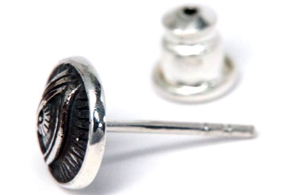 シルバー925 スタッドピアス 秘密結社 フリーメイソン プロビデンスの目 ラウンドプレート メンズ 片耳用 の通販はau Pay マーケット 東京アクセサリー