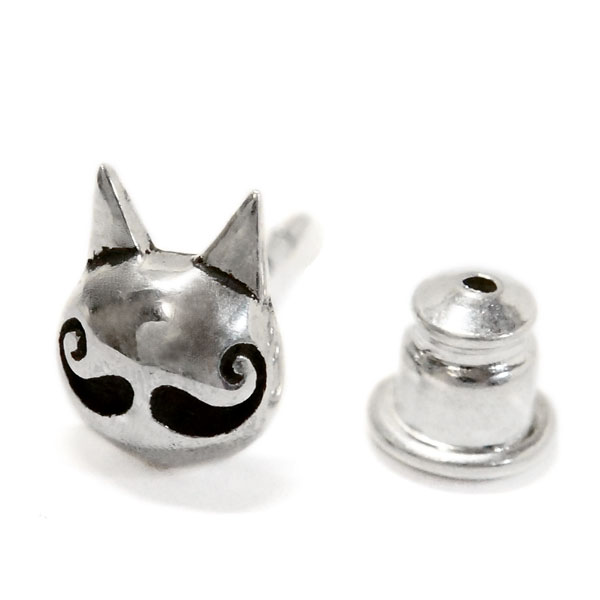 da Studio 髭の長い猫 キャットフェイス 925 シルバー ヴィンテージ シルバー925 スタッドピアス ネコ 猫 キャット カイゼル髭 レディース