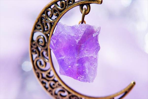 天然石 アメジスト(紫水晶) 原石 パワーストーン装飾 ムーン(三日月